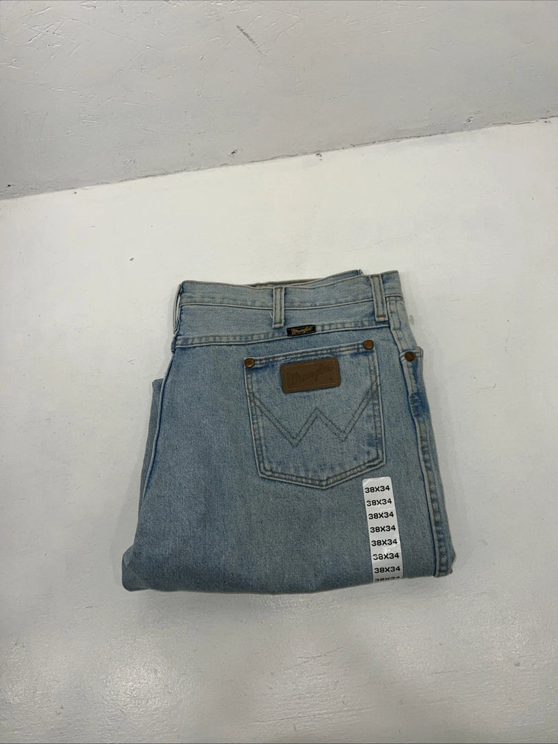 New Men’s Wrangler Light Wash Original Fit Denim Jeans. 38x34 Q-12