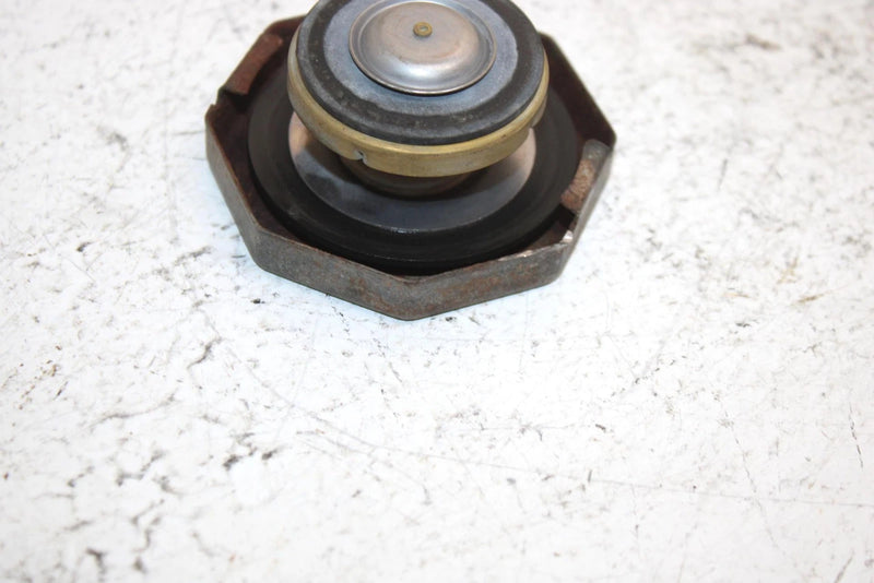 87 Polaris 400 Oem Pressure Cap 2511155 SP63
