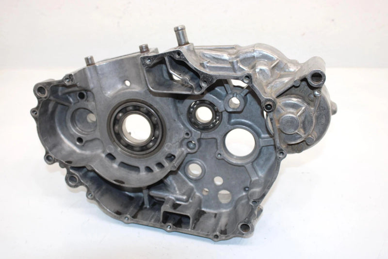87 Honda Trx250a Oem R.H. Crankcase 11100-HA0-000 AH15