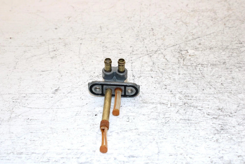 2000 Kawasaki Prairie 300 Oem Fuel Petcock 49019-1099 AK31.1