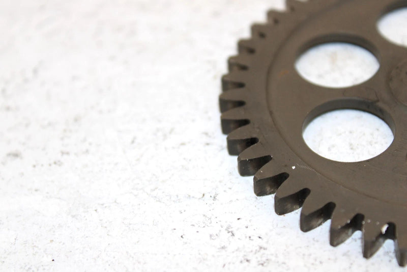 1999 Yamaha  Grizzly Oem 44T Oil Pump Gear 5GT-13325-00-00 AY47
