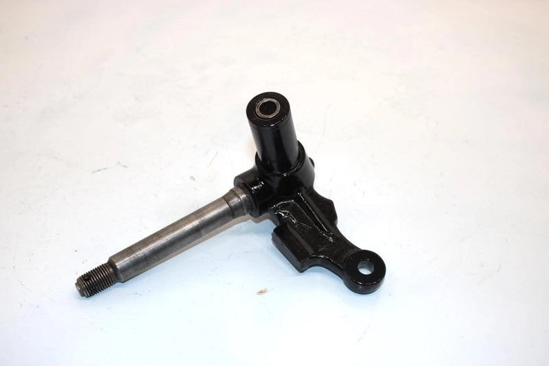 86 Yamaha  Moto 4 Yfm200dxs Oem Right Steering Knuckle 59V-23502-01-00 AY2