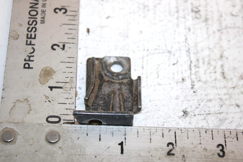 2000 Polaris Magnum 325 Oem Breather Box Bracket 3086494 AP65