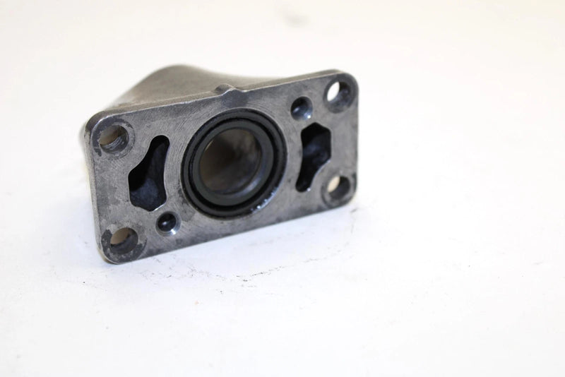 2003 Yamaha Sx Viper Oem Power Valve Housing 8DF-1131F-01-00 Q2583