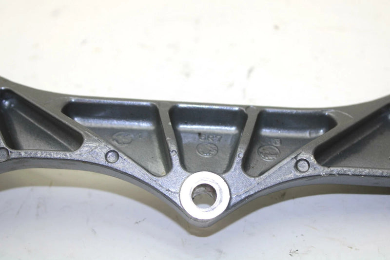 96 Yamaha Wave Raider 760 OEM Right Engine Mount 6R7-21425-01-00 JY1 
