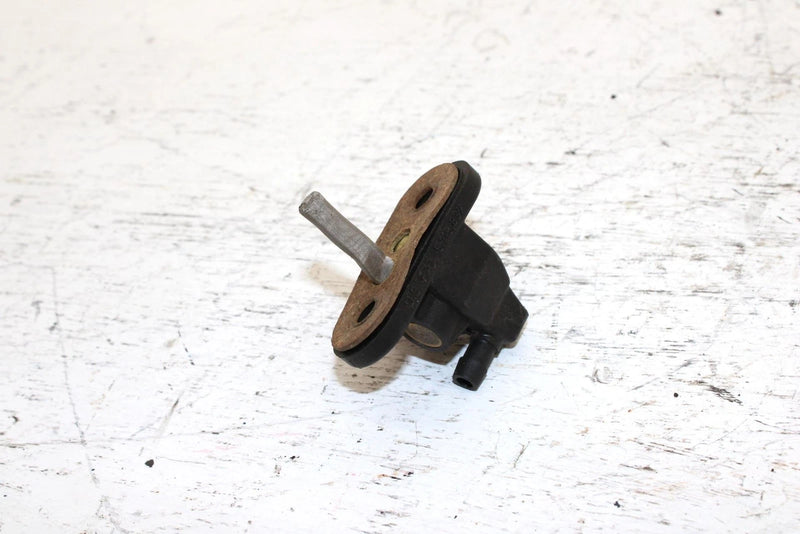 1997 Polaris Sport 400l Oem Fuel Petcock 7051006 AP214