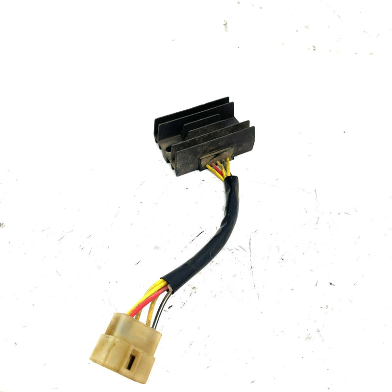 89-01 Suzuki Quadrunner 160 OEM Voltage Regulator 32800-19B11 AS30
