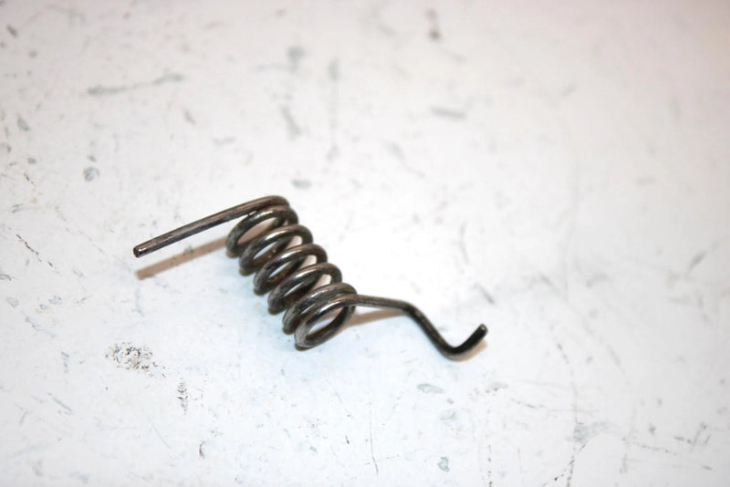 87 Kawasaki Bayou 185 Klf185a Oem Seat Hook Spring 92081-1767 AK13