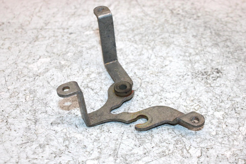 1998 Suzuki Quadrunner 250 Oem Speedometer Bracket 34950-20B00 AS13