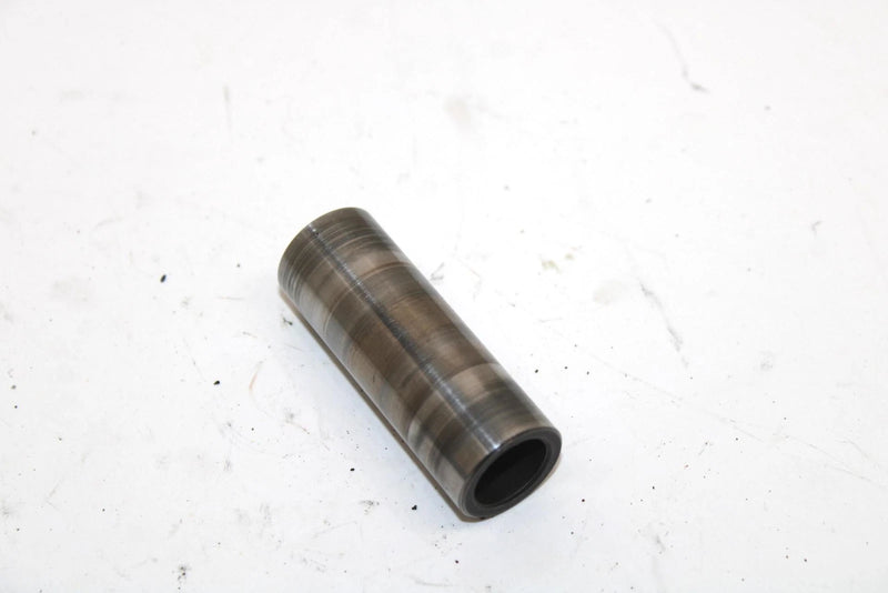 1992 Yamaha Exciter Ii Le Oem Wrist Pin Pair 8H8-11633-00-00 Q3828