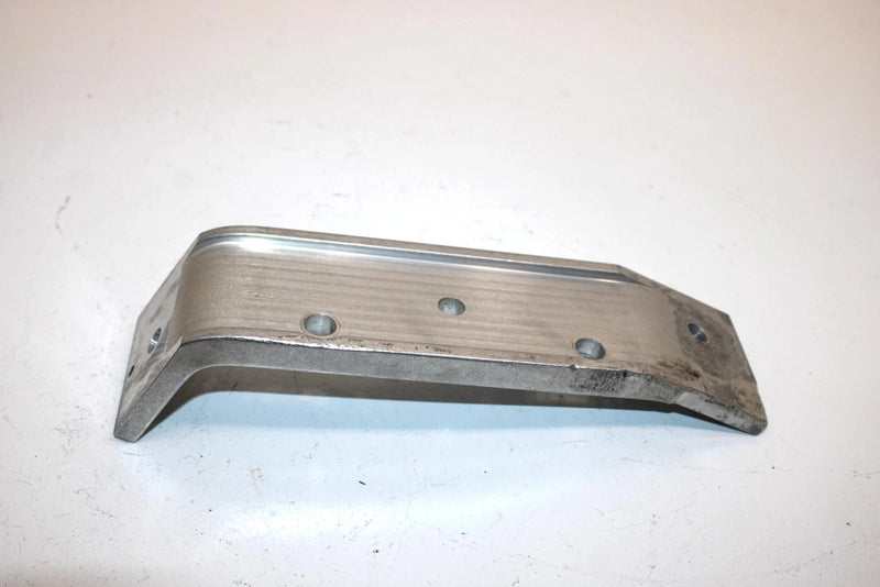 03 Polaris Xc Sp 700 Edge X Oem Left Motor Mount 5245462 Q4489