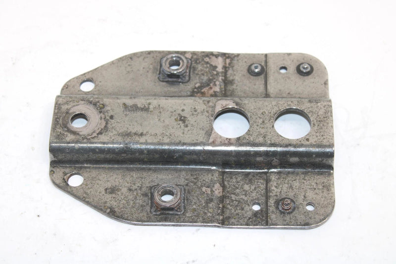 2005 Yamaha Rs Vector Er Oem Rear Skid Bracket 8ES-21944-00-00 SY59