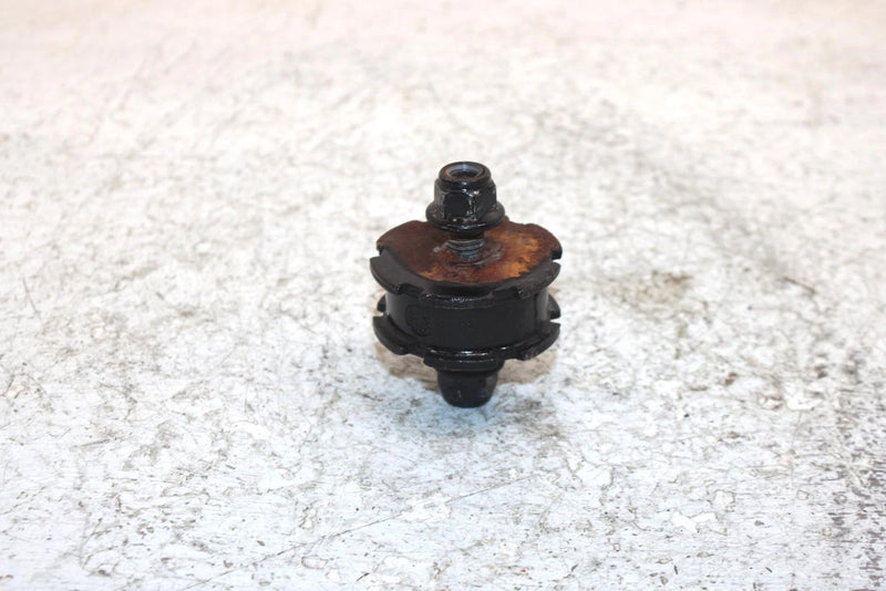2006 John Deere  Buck 650 Oem Upper Engine Dampner 707000174 AJ0