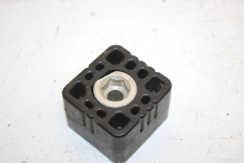 06 Arctic Cat Crossfire 600 Efi Sno Pro Oem Rear Coupler Block 2604-860 Q1503