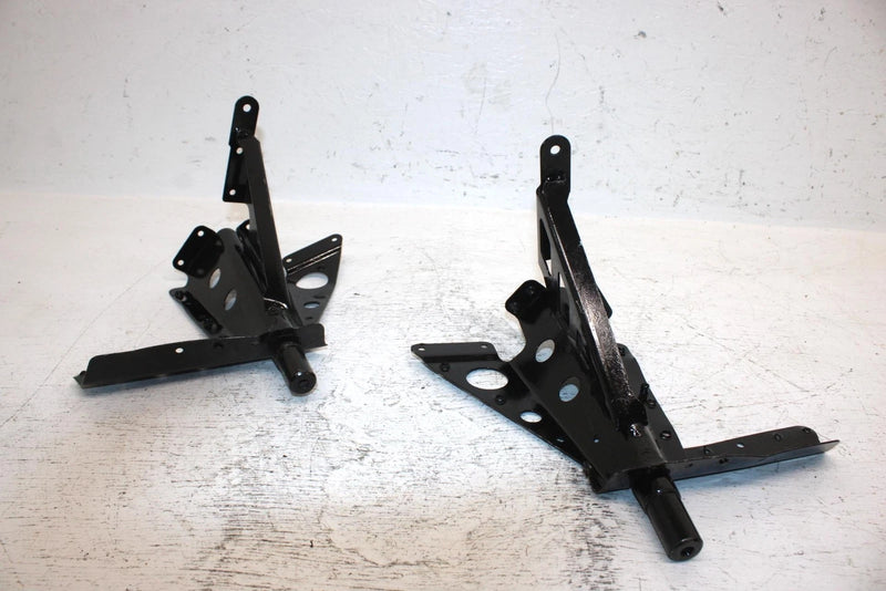 2000 Ski-doo Mxz 600 Oem Trailing Arm Mount Set 518320506 518320507 SS0