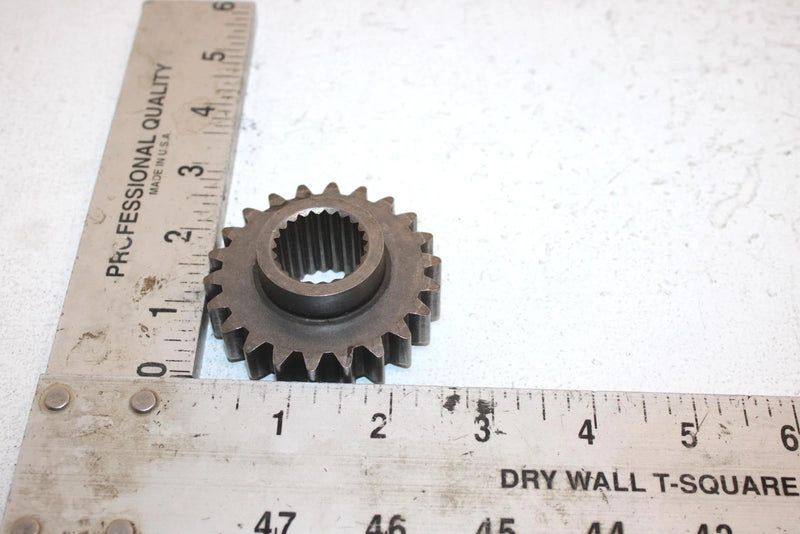 2005 Polaris Sportsman 800 Oem 22T Transmission Sprocket 3233873 AP146