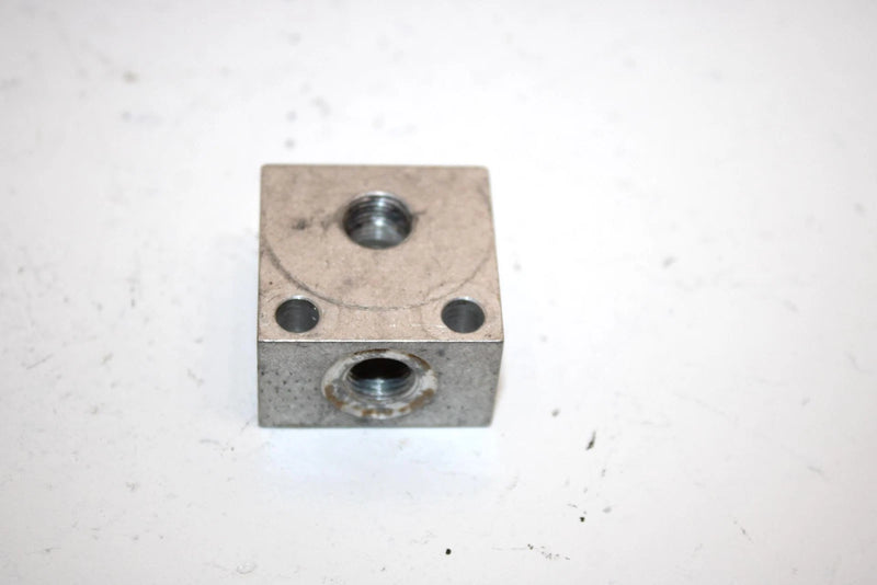 08 Polaris Ranger 700 4x4 Efi Oem Front Brake Cross Fitting 7052316 XP1