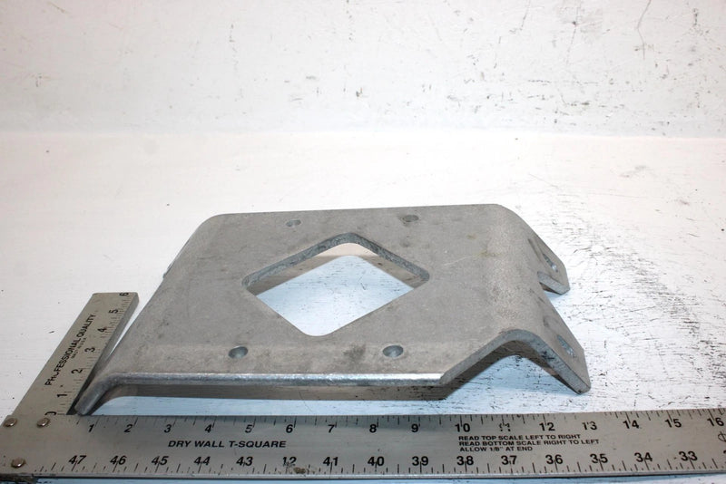 1998 Polaris 500 Oem Engine Mount Plate 5241255 SP39