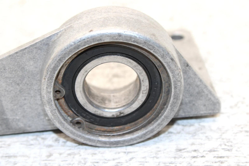 1996 Yamaha Vmax 600 Oem Bearing Housing 8AB-47631-00-00 SY29