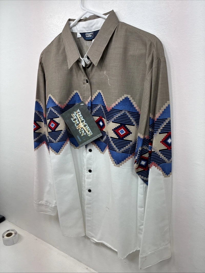 New Women’s Brooks & Dunn Designed Long Sleeve Button Up Large MM-127
