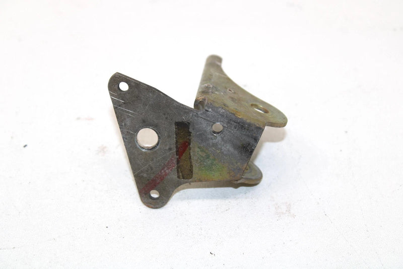 2004 Polaris 550 Classic Edge Oem Left Upper Shock Mount 5243977 Q1526