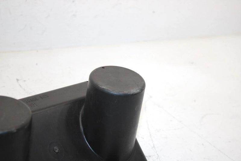 05 Yamaha Rx1 Oem Luggage Box 8FA-77390-00-00 SY89