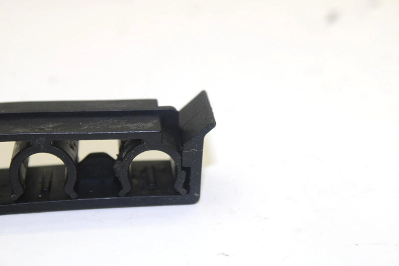 2001 Yamaha Waverunner Xlt1200 Oem Clip Holder 65U-81317-10-00 JY7
