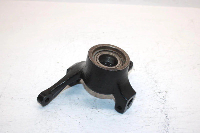 2005 Arctic Cat 500 4x4 Oem Right Steering Knuckle 0505-446 AA1