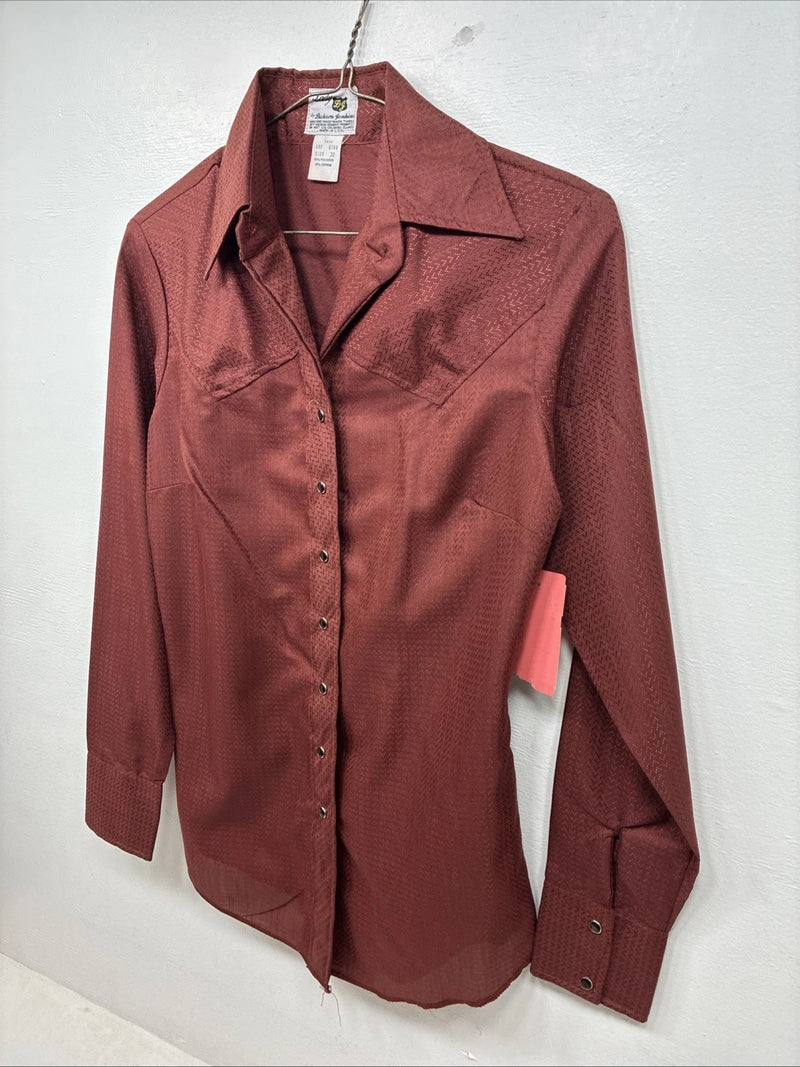 New Women’s Dickson Jenkins Red Long Sleeve Pearl Snap Size 32 MM-96