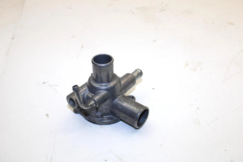 2006 Yamaha Apex Gt Oem Thermostat Housing 8FP-12580-00-00 Q2611