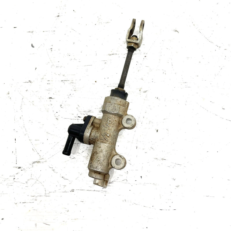 06 Arctic Cat 650 4x4 V2 Stewart OEM Rear Brake Master Cylinder 0502-881 AA37