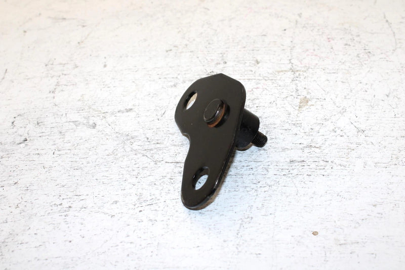 90 Yamaha Phazer Ii LE Oem Lower Left Engine Mount 87F-21417-00-00 SY14