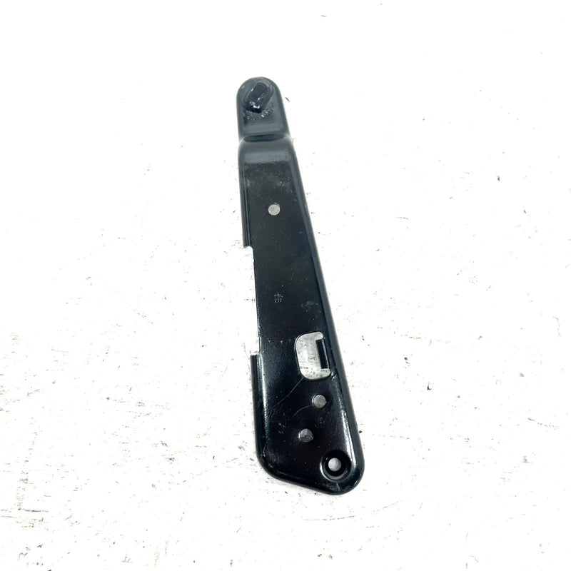 2022 Can-Am Defender HD10 OEM Left Tailgate Support Bracket 708304219 XB0