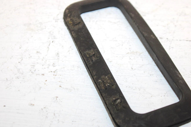 2006 Kawasaki Prarie 360 Oem Shift Gate Seal Trim 39145-1121 AK29