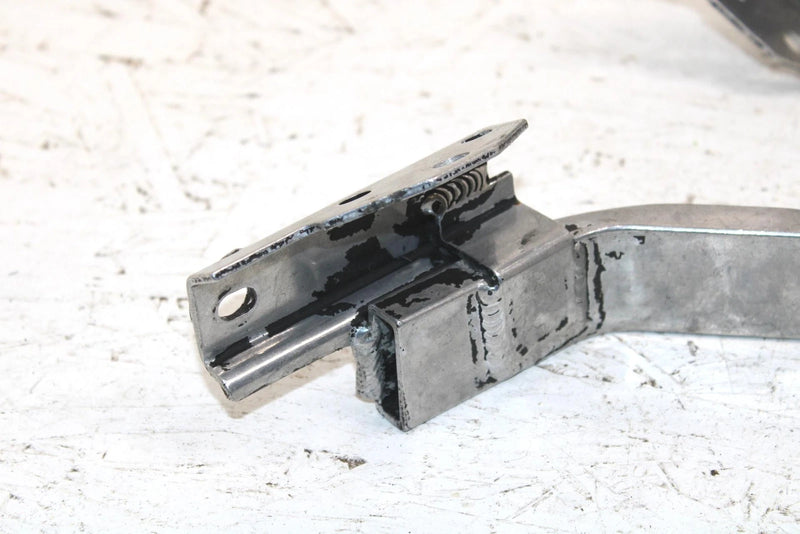 1985 Yamaha Vmax Oem Bumper Bracket Pair 8M6-2194Y-00-00 SY125