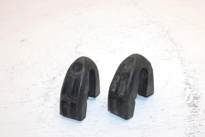 2001 Polaris 800 Le Oem Rail End Cap Pair 5433735 5434374 SP22