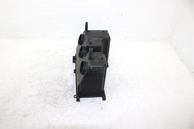 1999 Yamaha Vmax 600 Sx Oem Airbox Base 8CH-14441-01-00 SY5