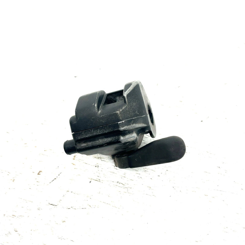2003 Kawasaki Prairie 650 KVF650A 4x4 OEM Throttle Lever Case 39074-0011 AK37