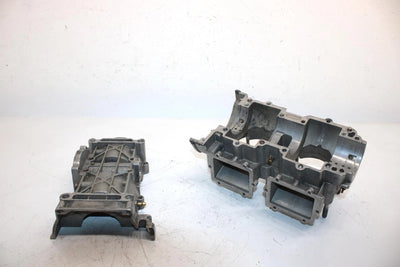 00 Polaris Xc Sp 600 Oem Crankcase TWN W/Studs 2201556 2201697 SP140