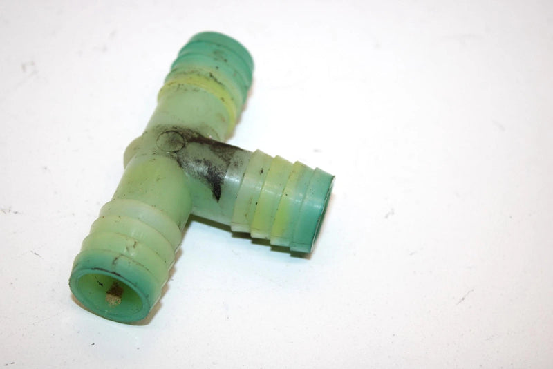 97 Polaris Ultra Sp Oem Conector Tee 7052093 SPS1