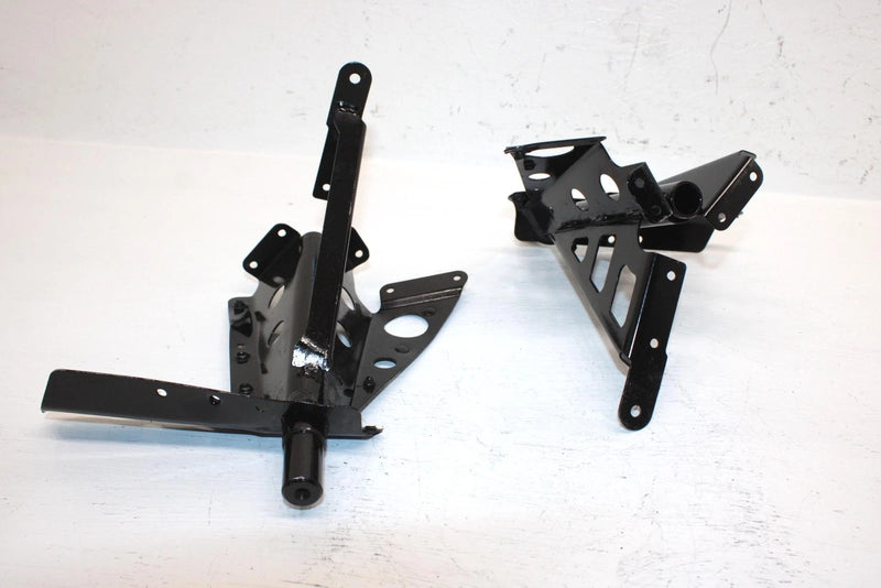 2002 Ski-doo Mxz 500 Oem Trailing Arm Mount Set 518320506 518320507 SS16