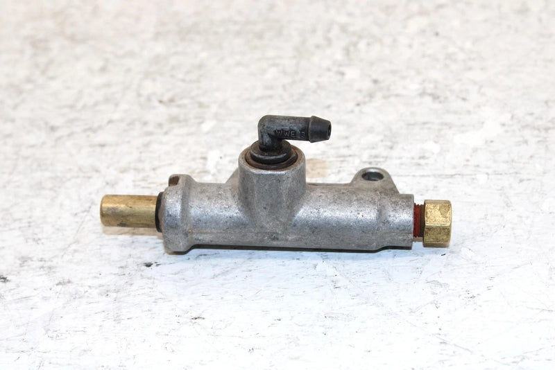 1999 Polaris Sportsman 500 Oem Rear Master Cylinder  1911113 AP24
