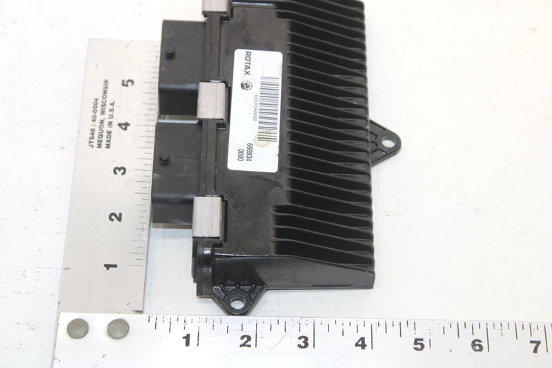 2017 Ski-doo Grand Touring 900 Oem ECM 420666934 SS65
