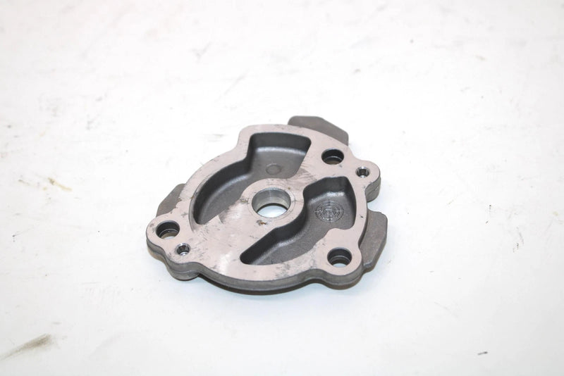 2017 Ski-doo Grand Touring 900 Oem Oil Pump Cover 420611982 SS65