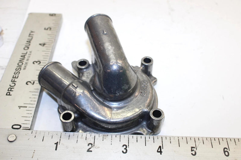 1994 Yamaha Vmax 600 Oem Engine Water Pump Housing Cover 8AB-12422-01-00 Q2563