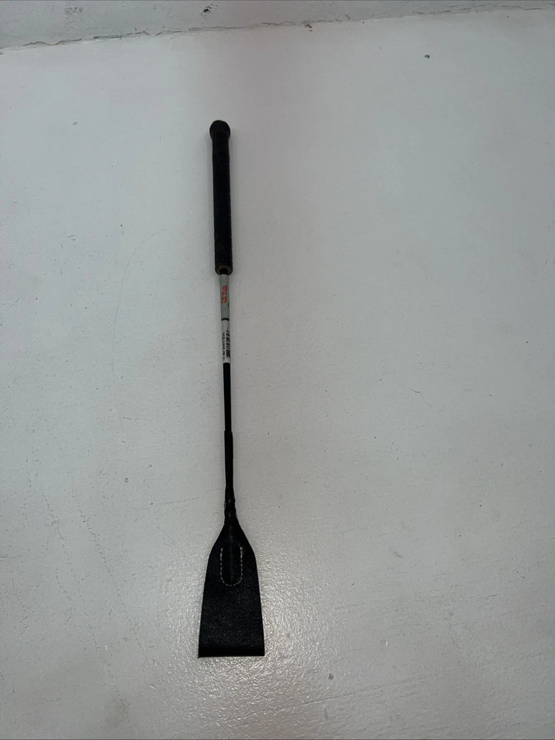 New Royal King Black 18” Smooth Hand Held Crop Whip #29-9606 3C-22