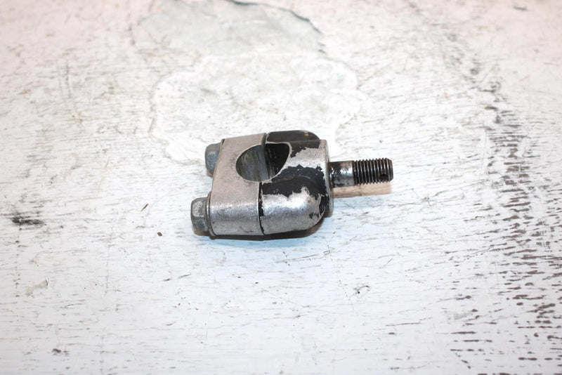 1990 Yamaha  Moto 4 Oem Handlebar Holder 5H0-23442-00-98 5H0-23442-01-98 AY5