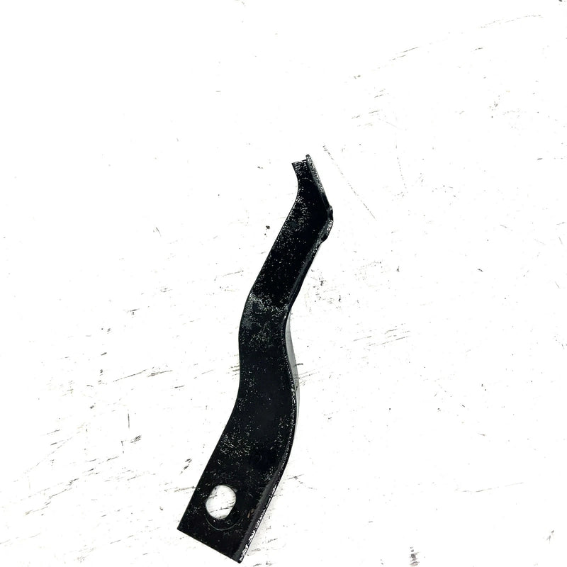 1984 Suzuki Quadrunner 185 LT185 OEM Front Left Fender Bracket 53243-18901 AS39