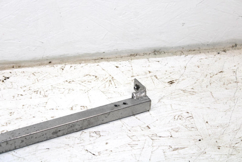 1985 Yamaha Vmax Oem Front Bracket Support Set 8M6-2194Y-00-00 SY125