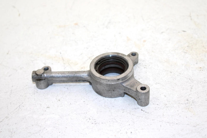 1999 Yamaha  Grizzly Oem Oil Pump Connector 4WV-13446-00-00 AY47